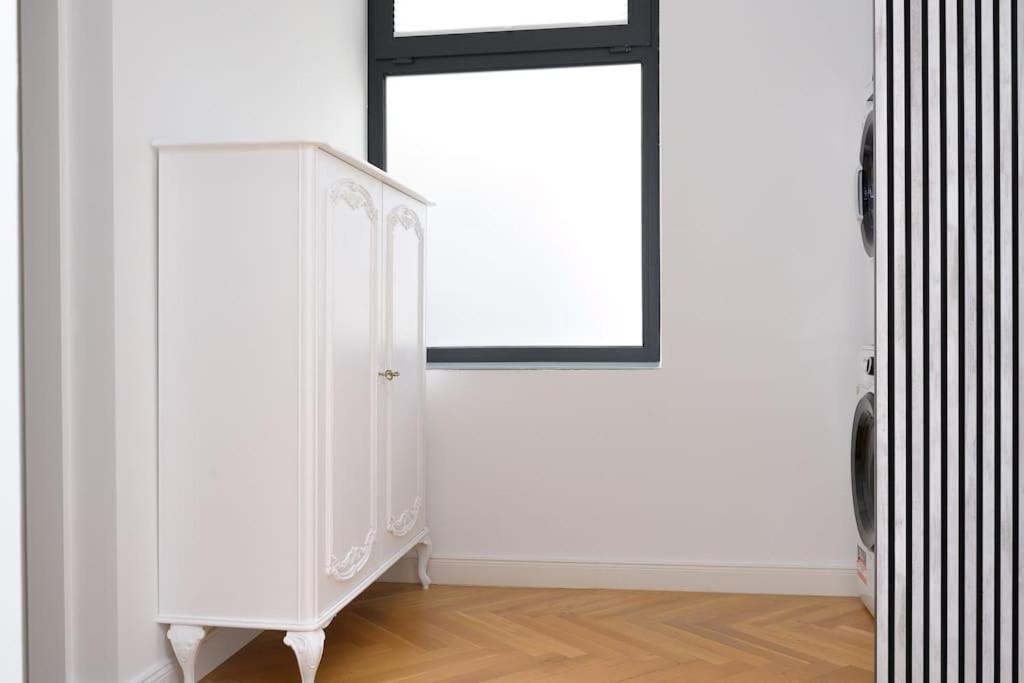 Gemuetliches Und Modernes Apartment,44 M² Viena Exterior foto